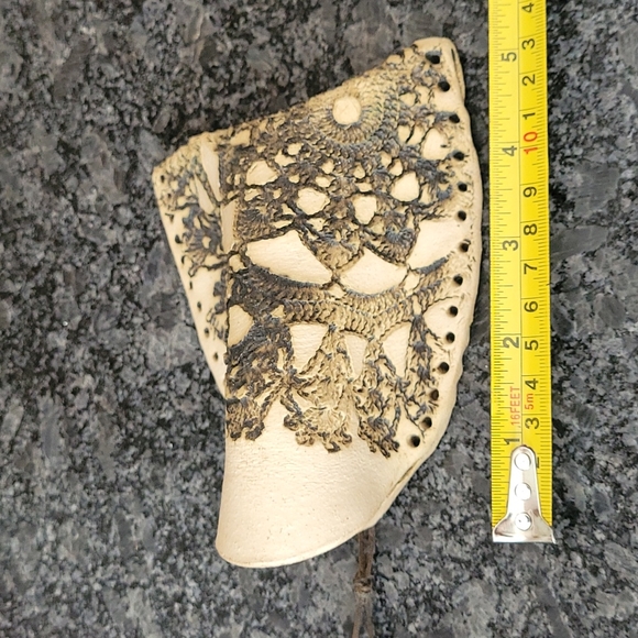 Handcrafted Clay Wall Pocket - Flower Vase - Picture 10 of 10